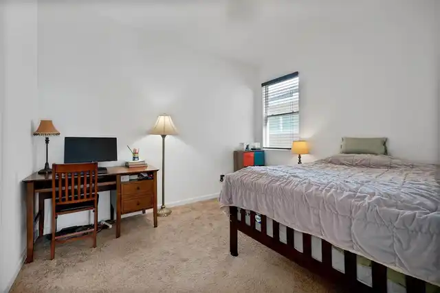 Listing Photo 22