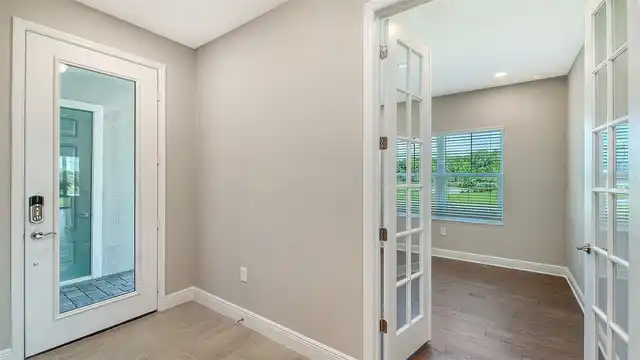 Listing Photo 16