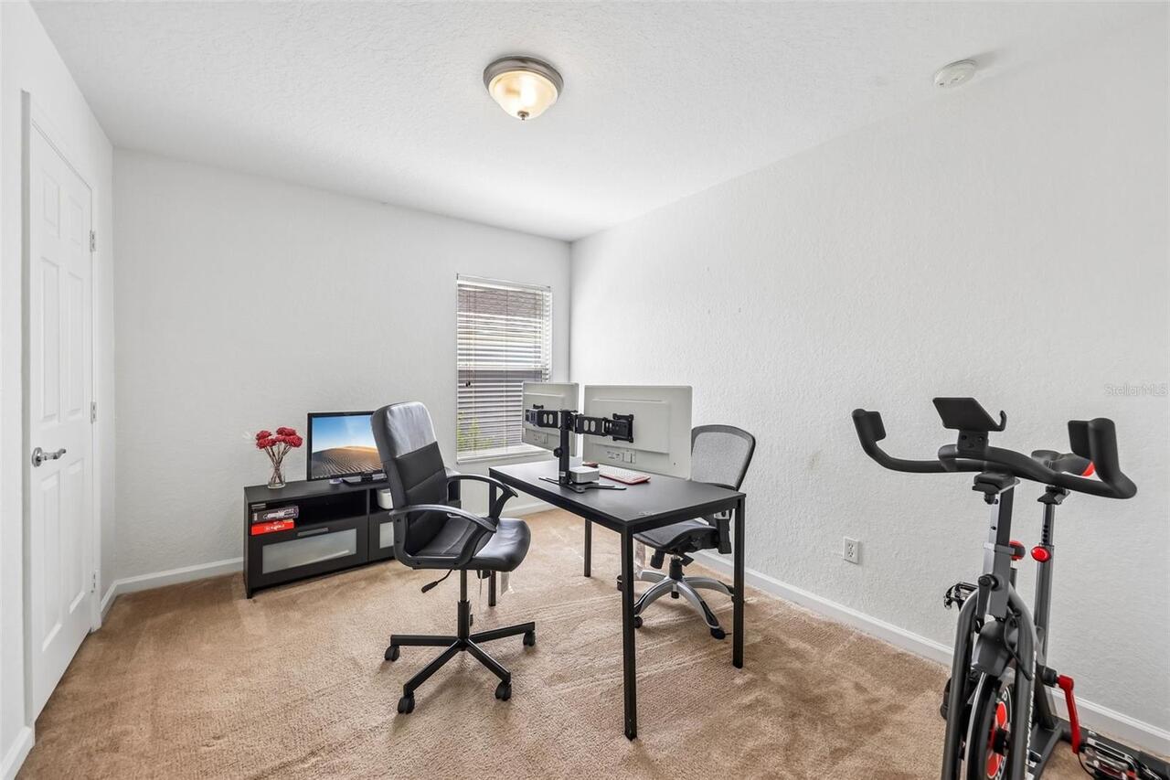 Listing Photo 16