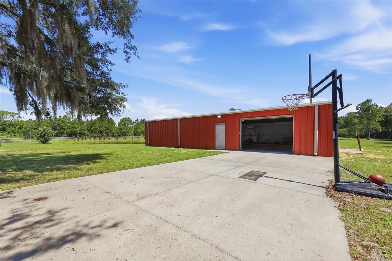 Listing Photo 17