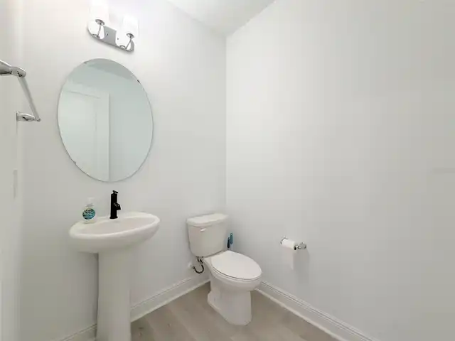 Listing Photo 16