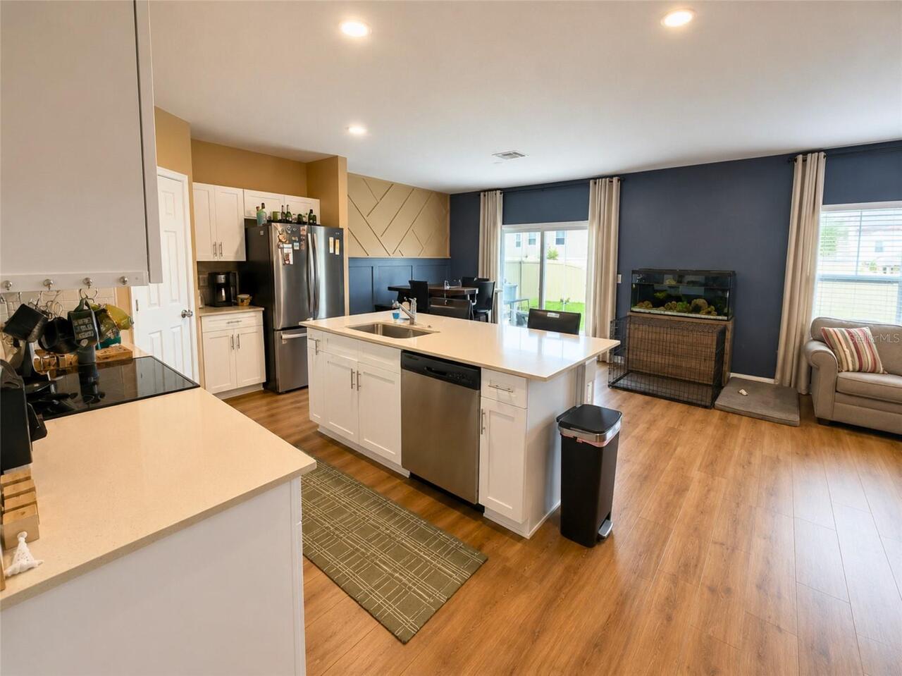 Listing Photo 8