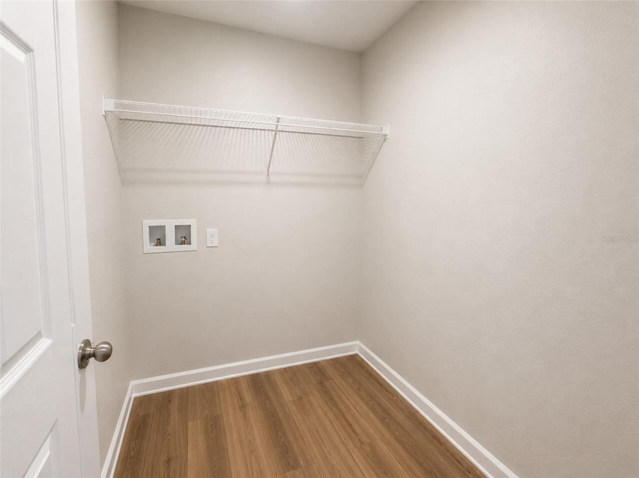 Listing Photo 12