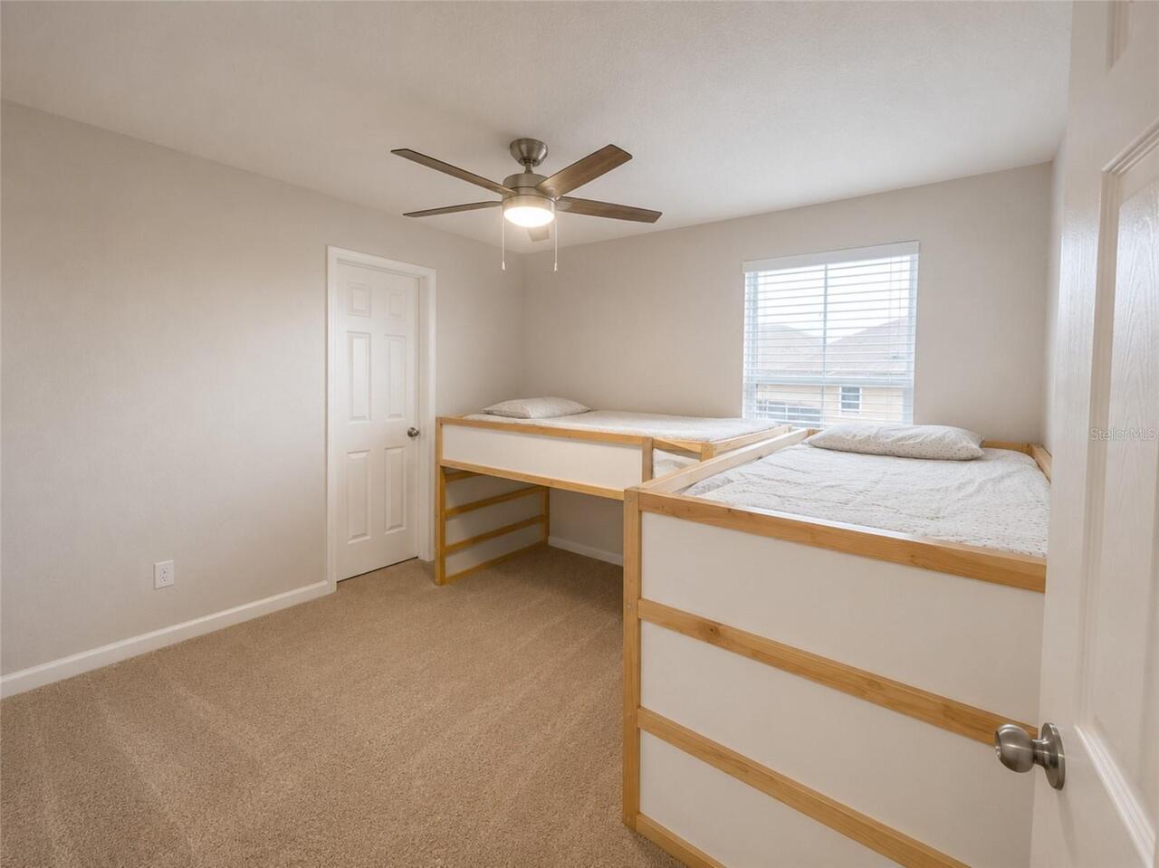 Listing Photo 14