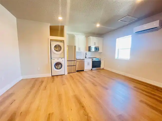 Listing Photo 14