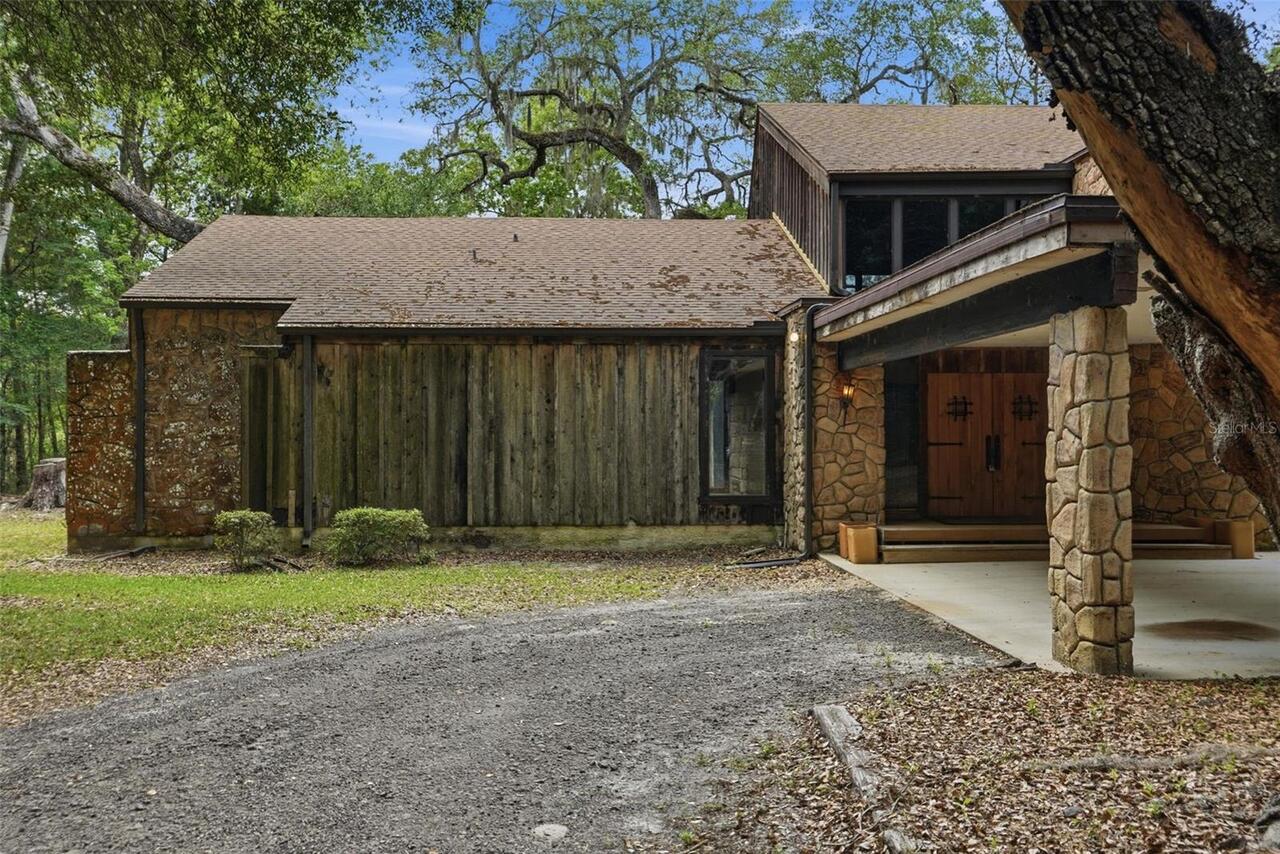 Listing Photo 9
