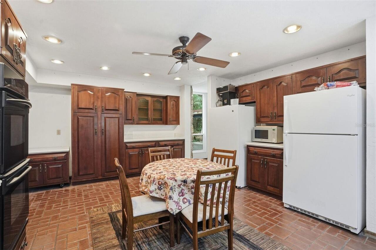 Listing Photo 32