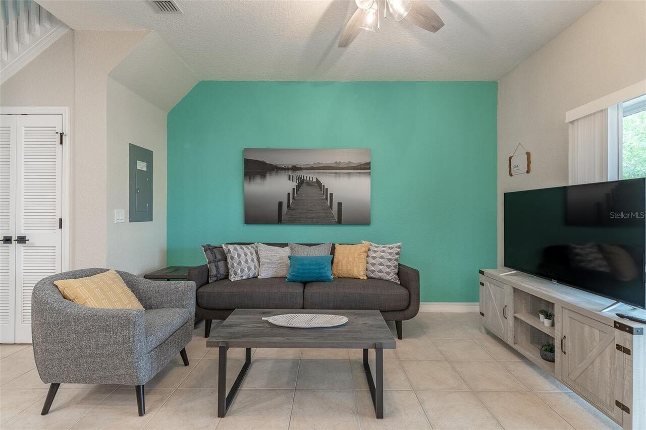 Listing Photo 9