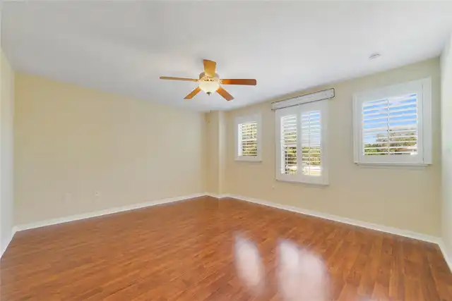 Listing Photo 22