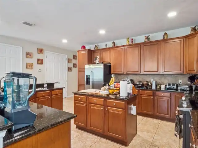 Listing Photo 17