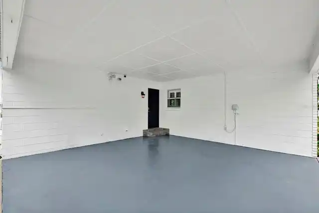 Listing Photo 28