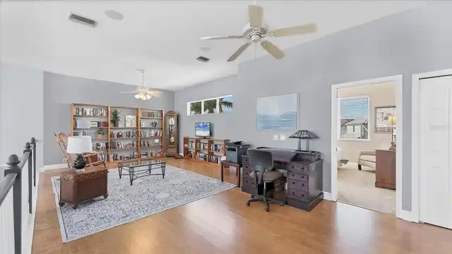 Listing Photo 32