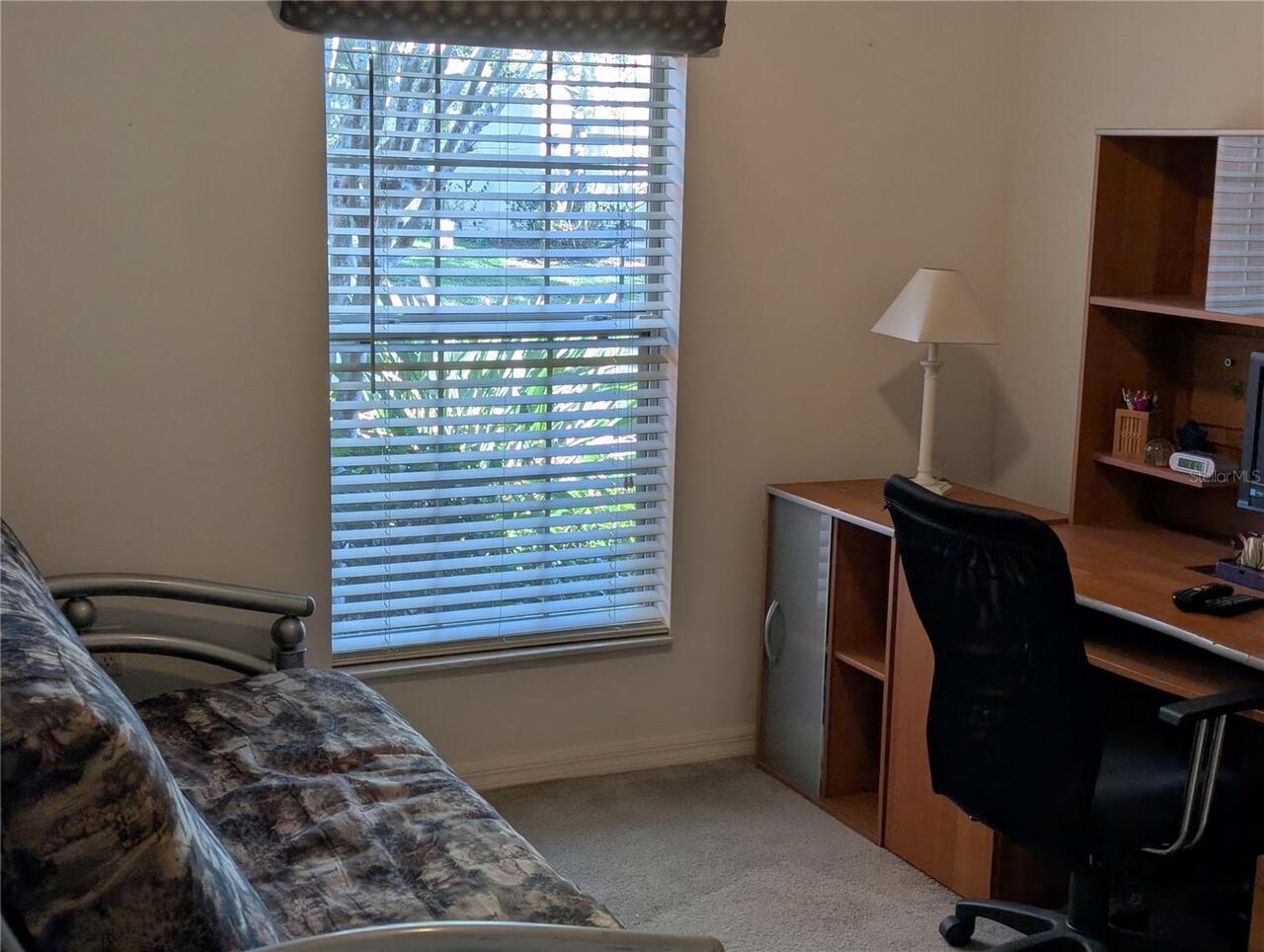 Listing Photo 12