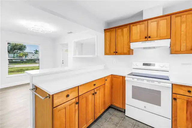 Listing Photo 7