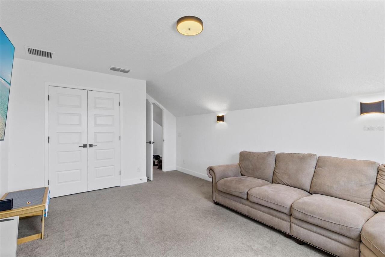 Listing Photo 33