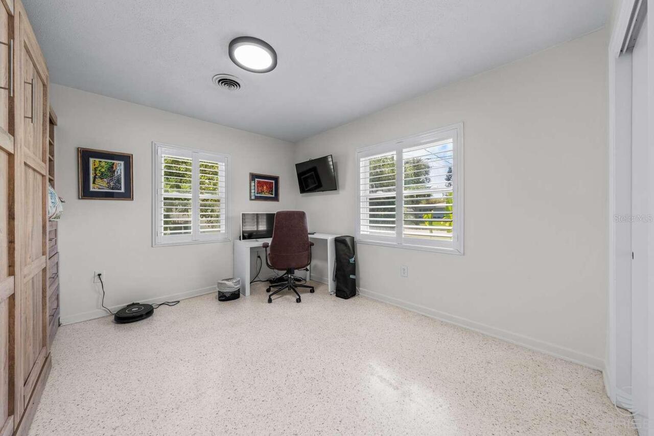 Listing Photo 19