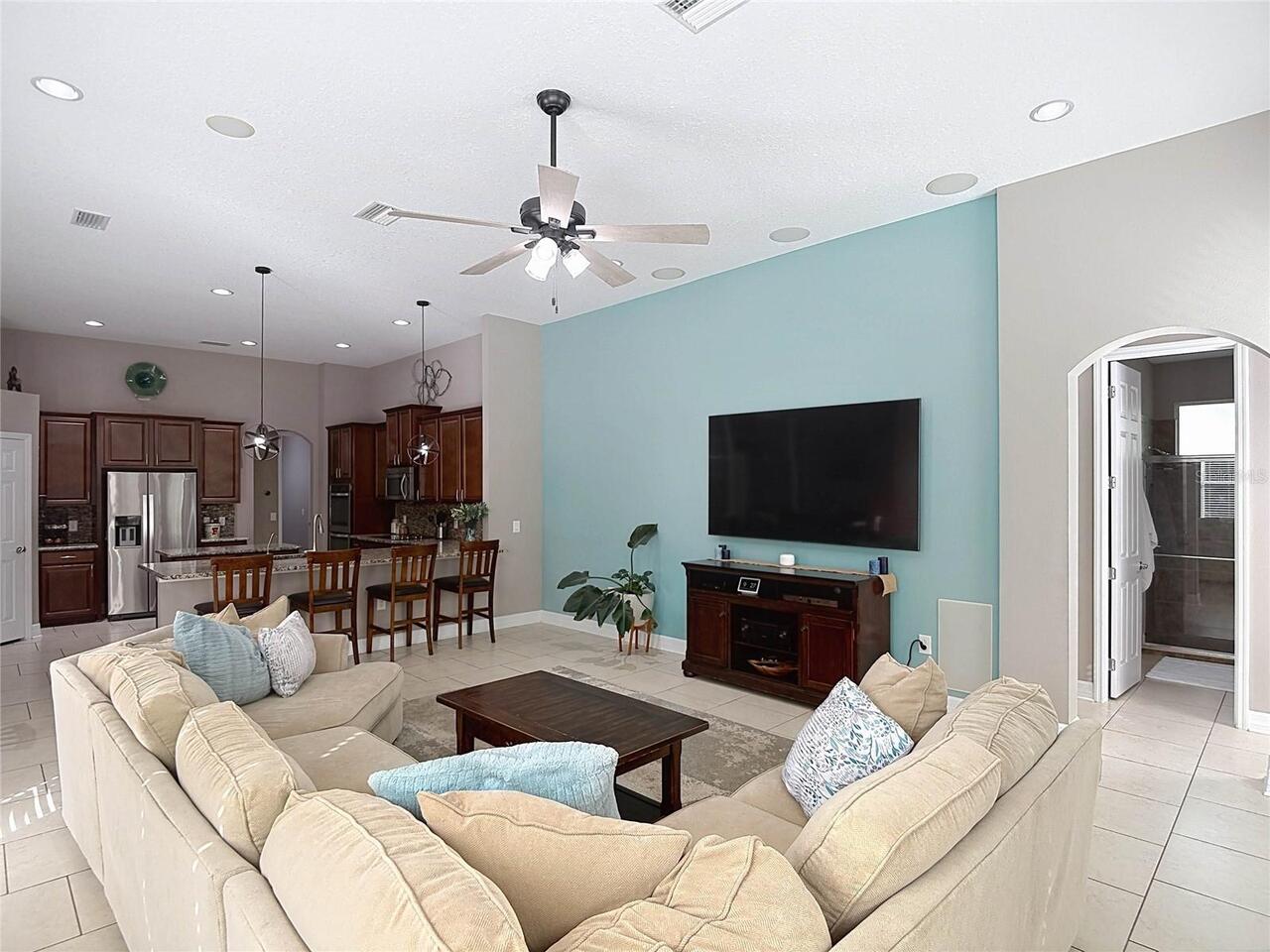 Listing Photo 33