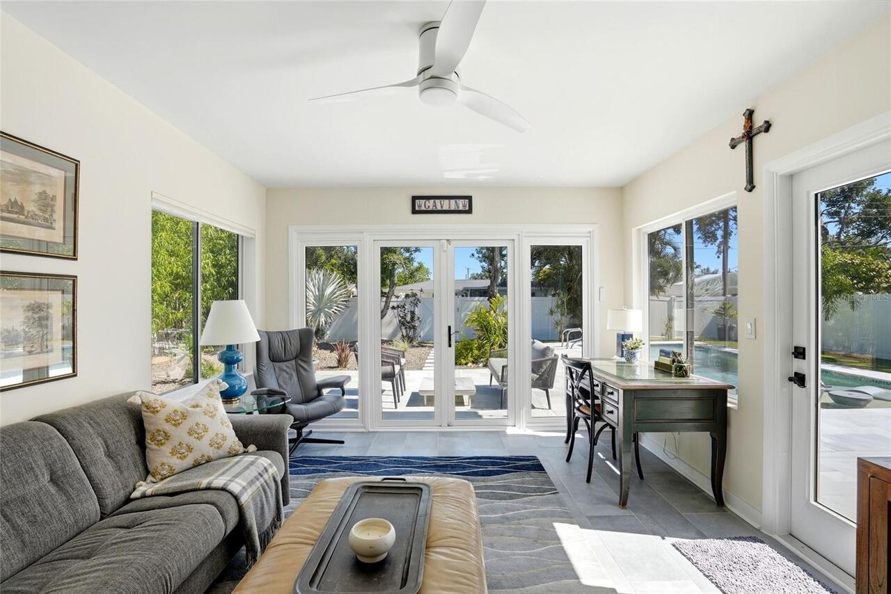 Listing Photo 12
