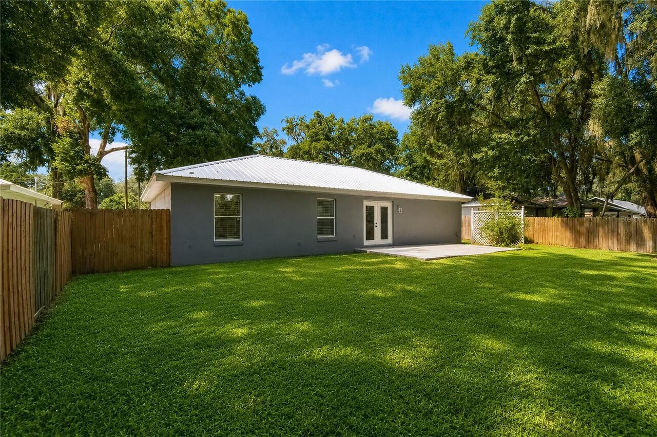 Listing Photo 9