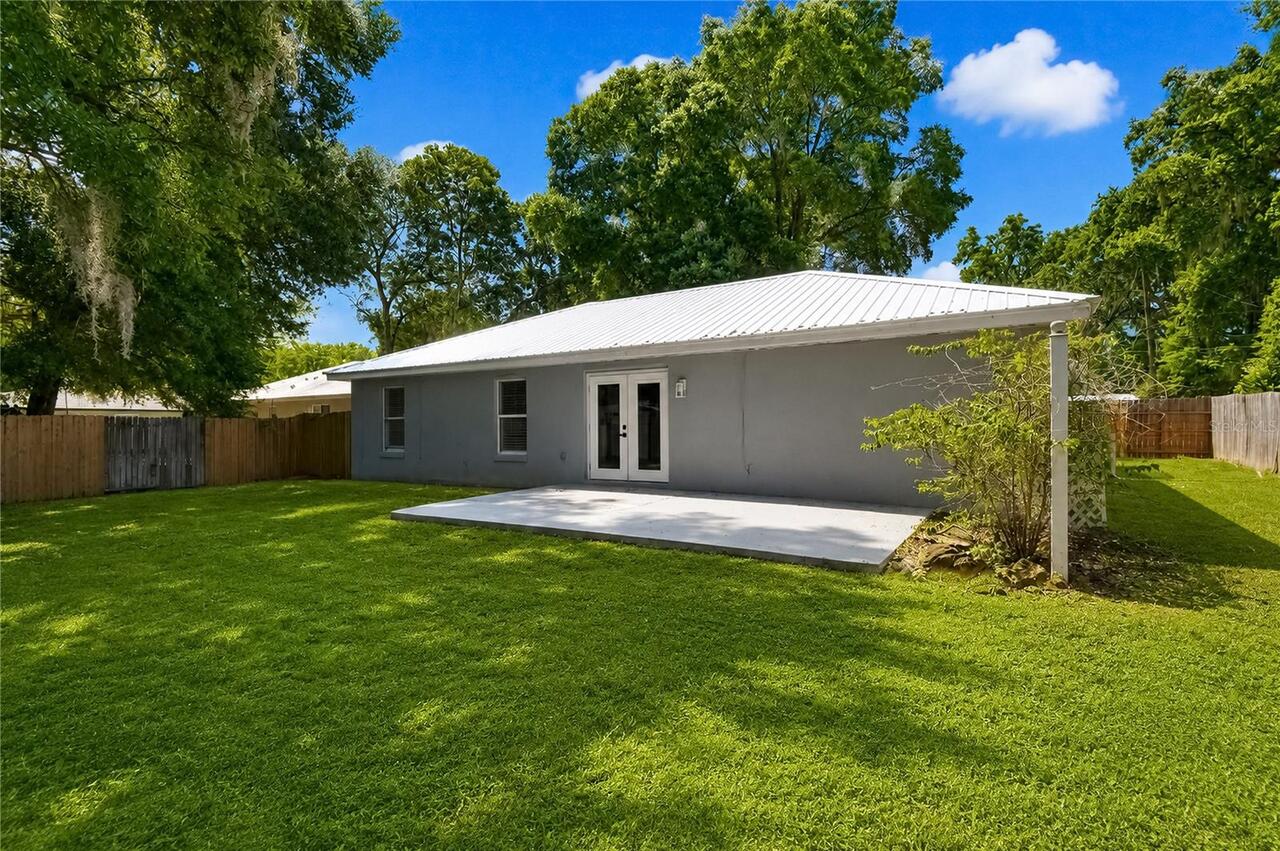 Listing Photo 11