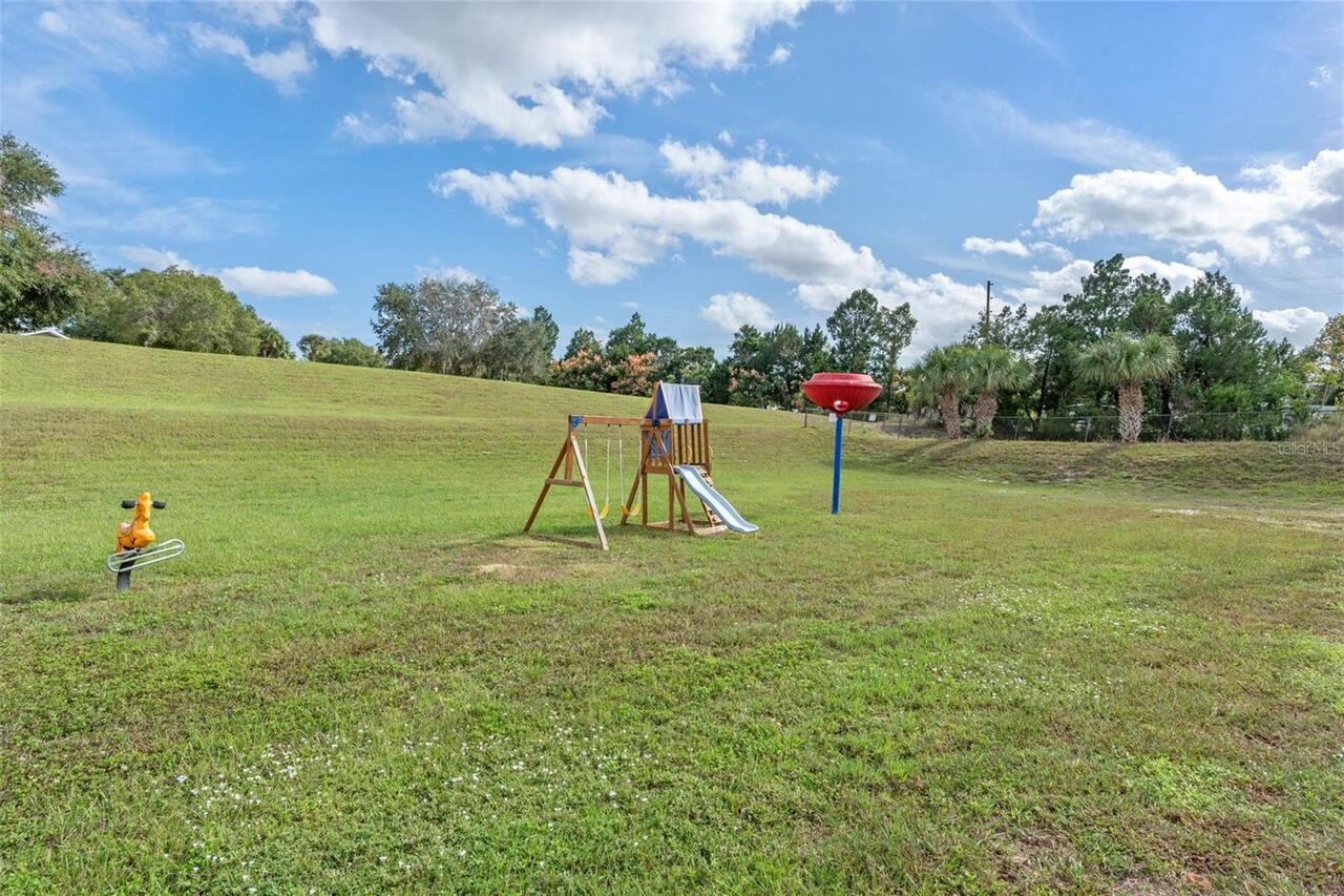 Listing Photo 28