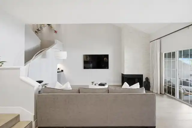 Listing Photo 18