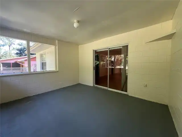 Listing Photo 15