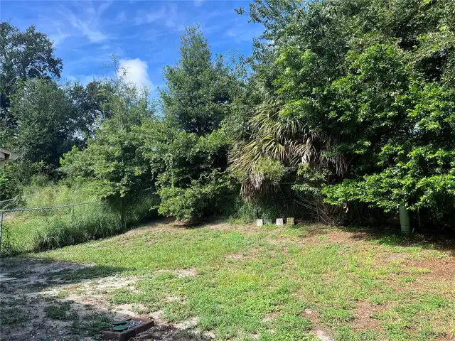 Listing Photo 16