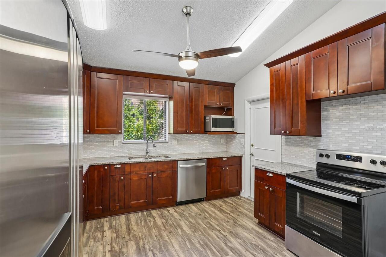 Listing Photo 19