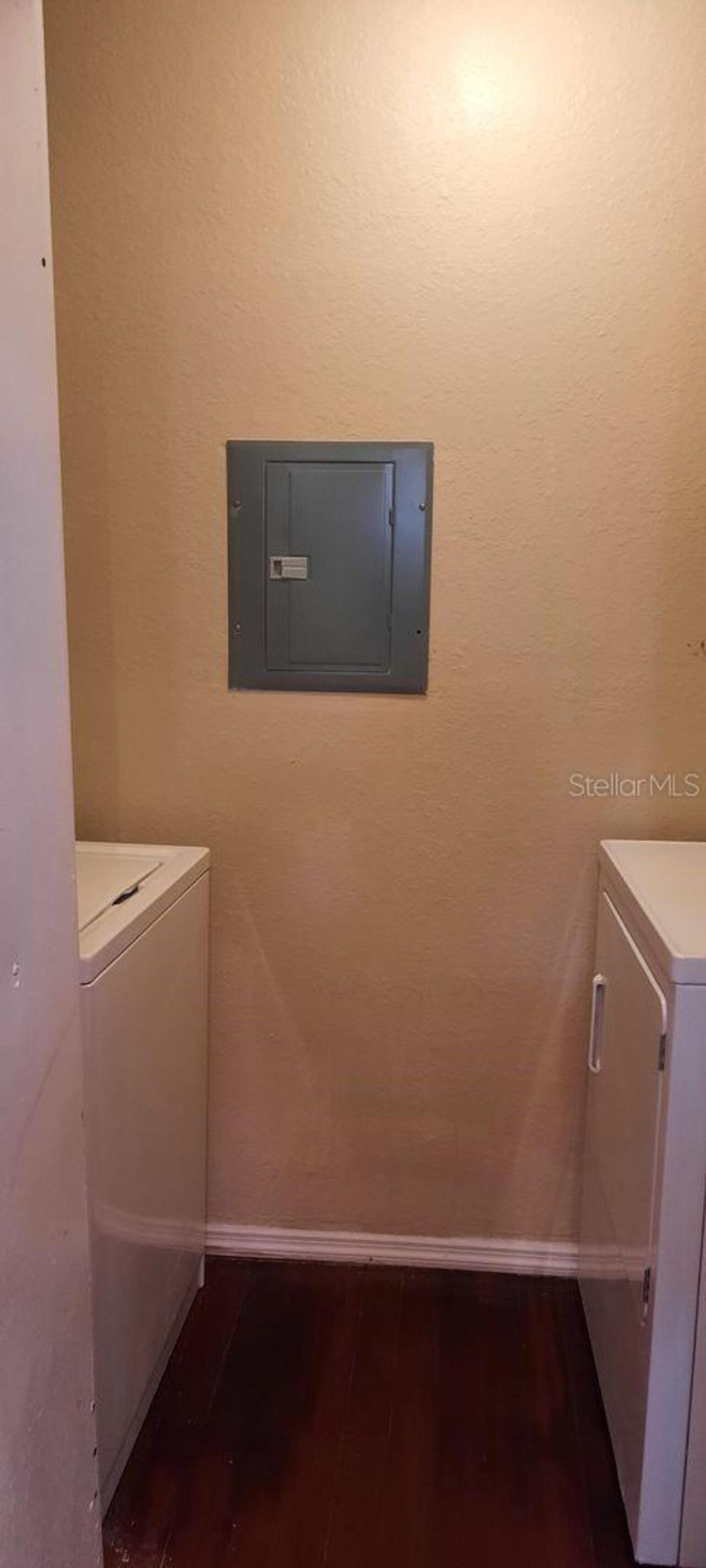 Listing Photo 12