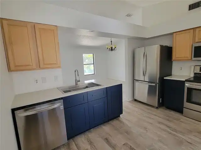 Listing Photo 7