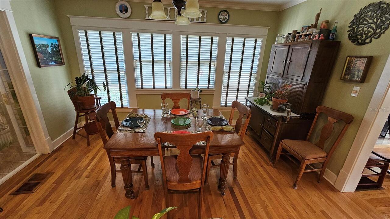 Listing Photo 12