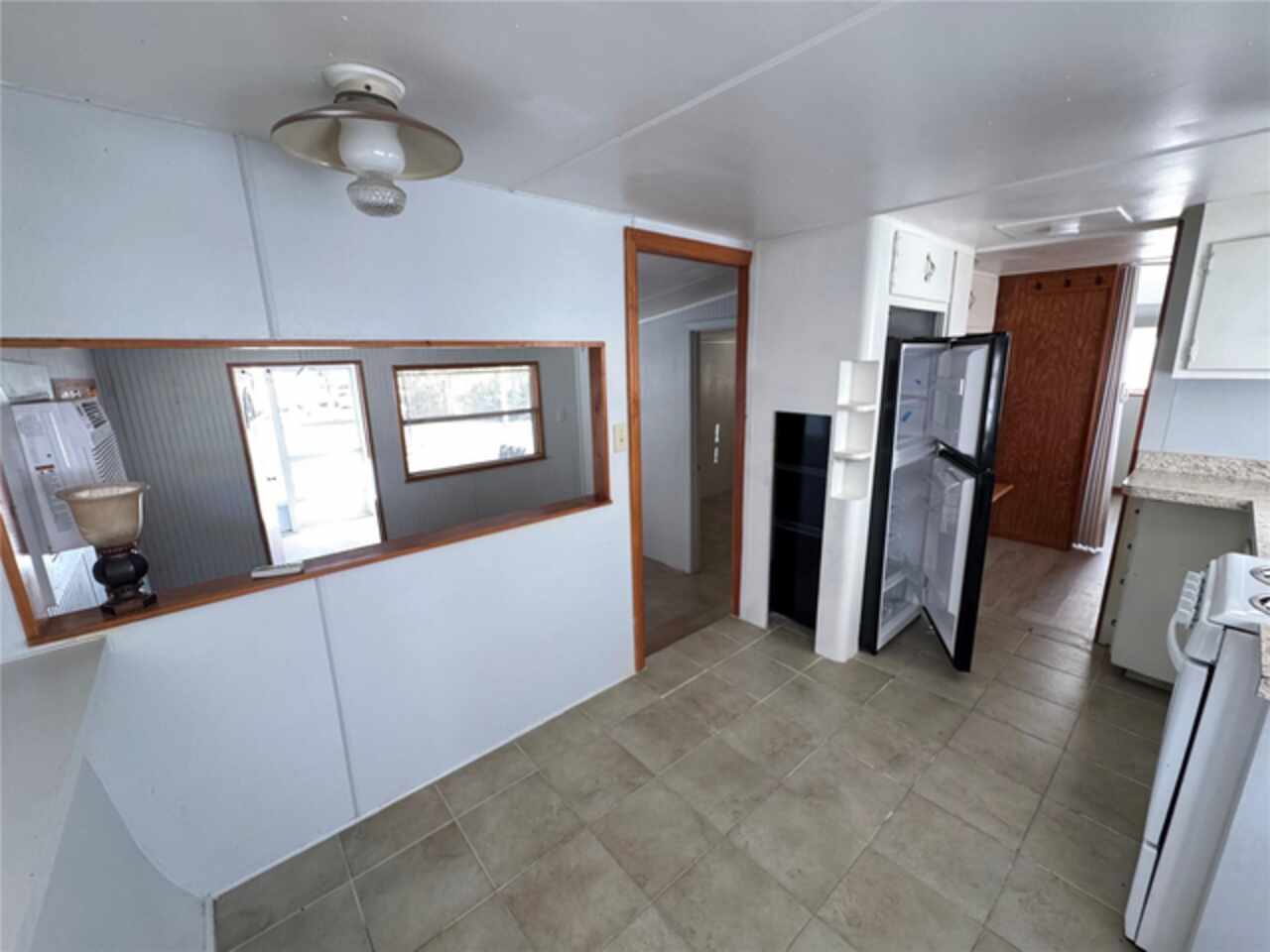 Listing Photo 7