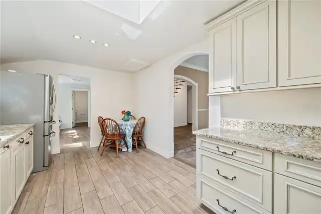 Listing Photo 34