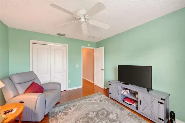 Listing Photo 23