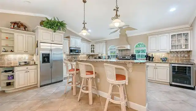 Listing Photo 18