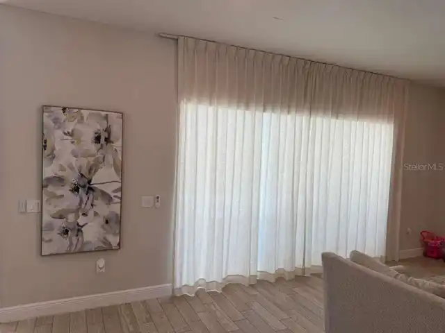 Listing Photo 12