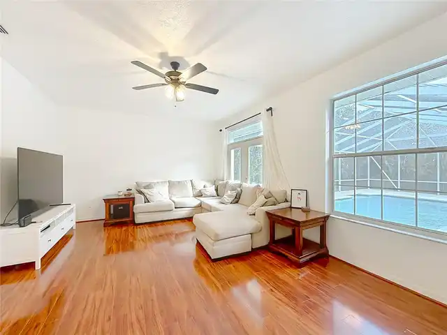 Listing Photo 29