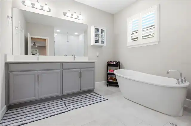 Listing Photo 25