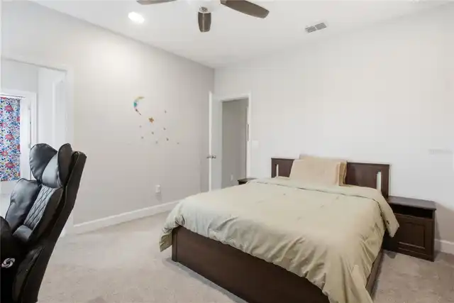 Listing Photo 32
