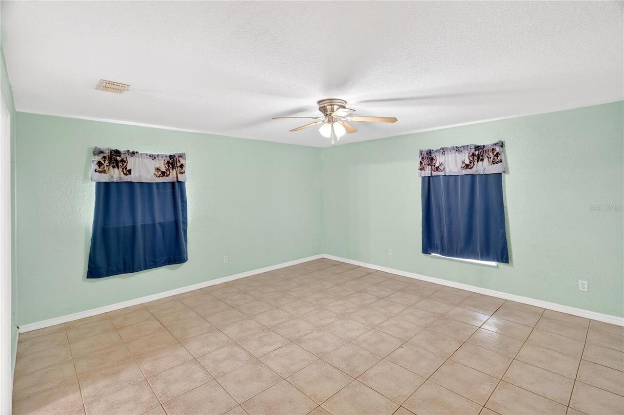 Listing Photo 32