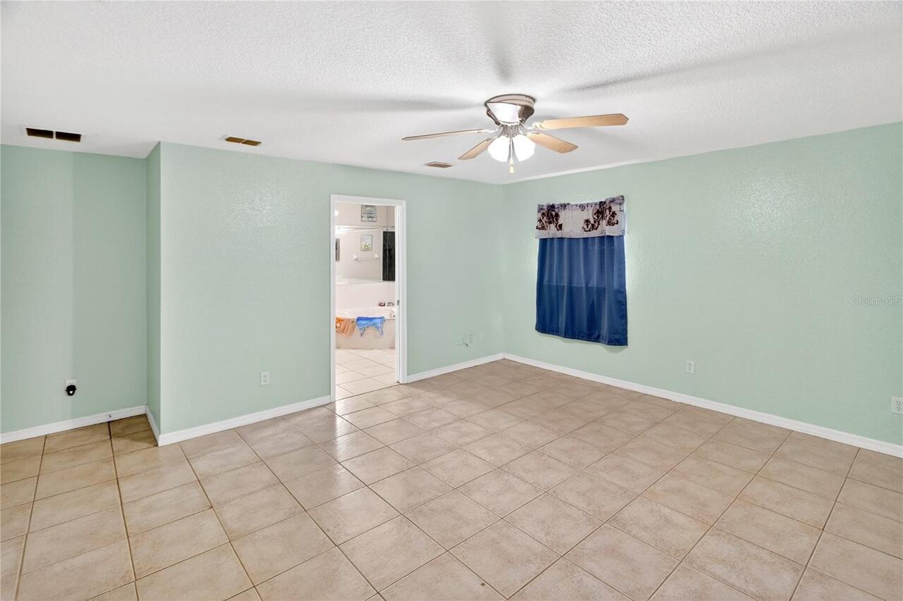 Listing Photo 33