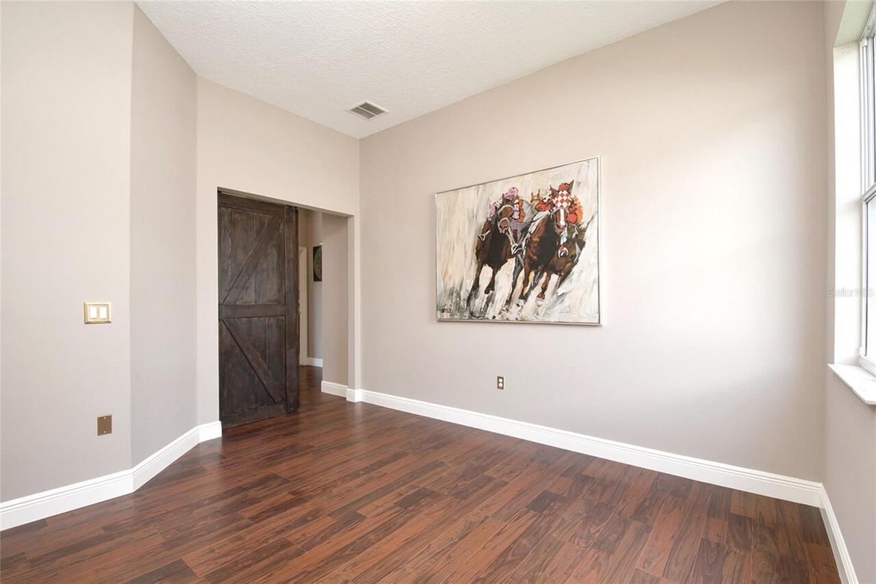Listing Photo 34