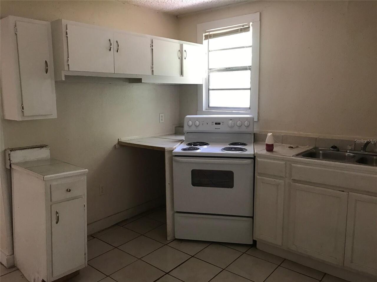 Listing Photo 11