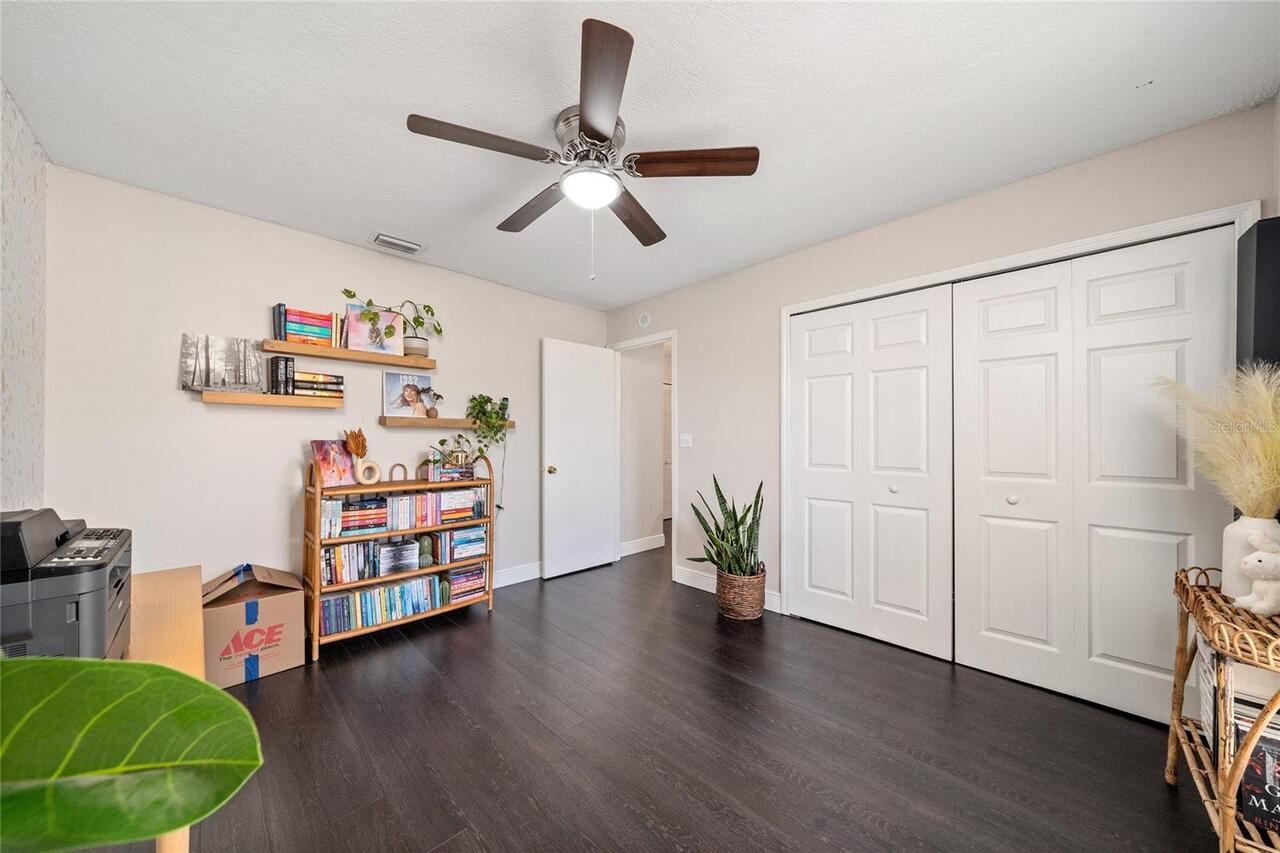 Listing Photo 15