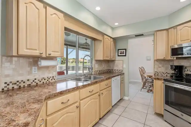 Listing Photo 16