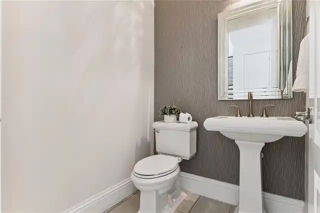 Listing Photo 44