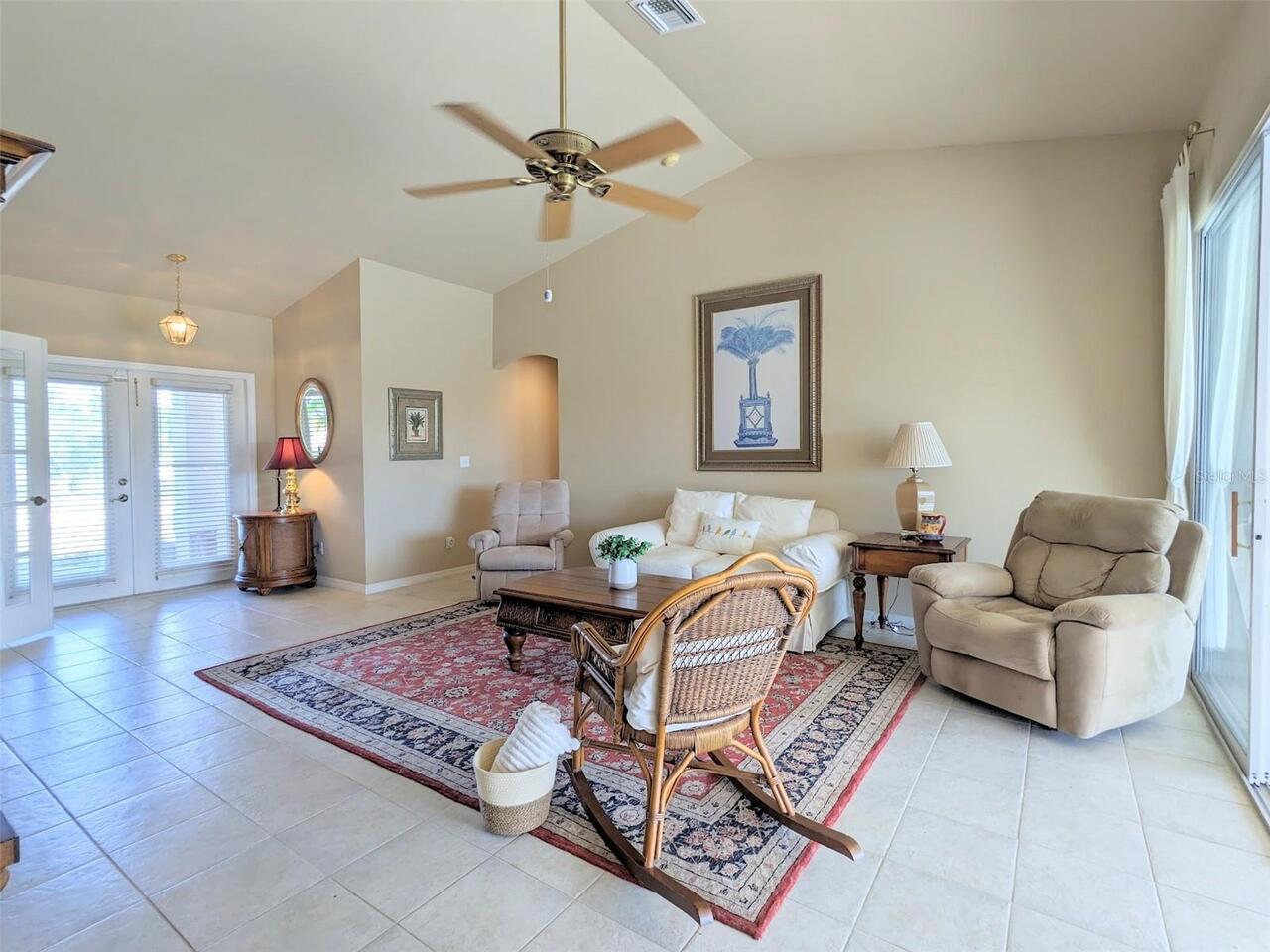 Listing Photo 7