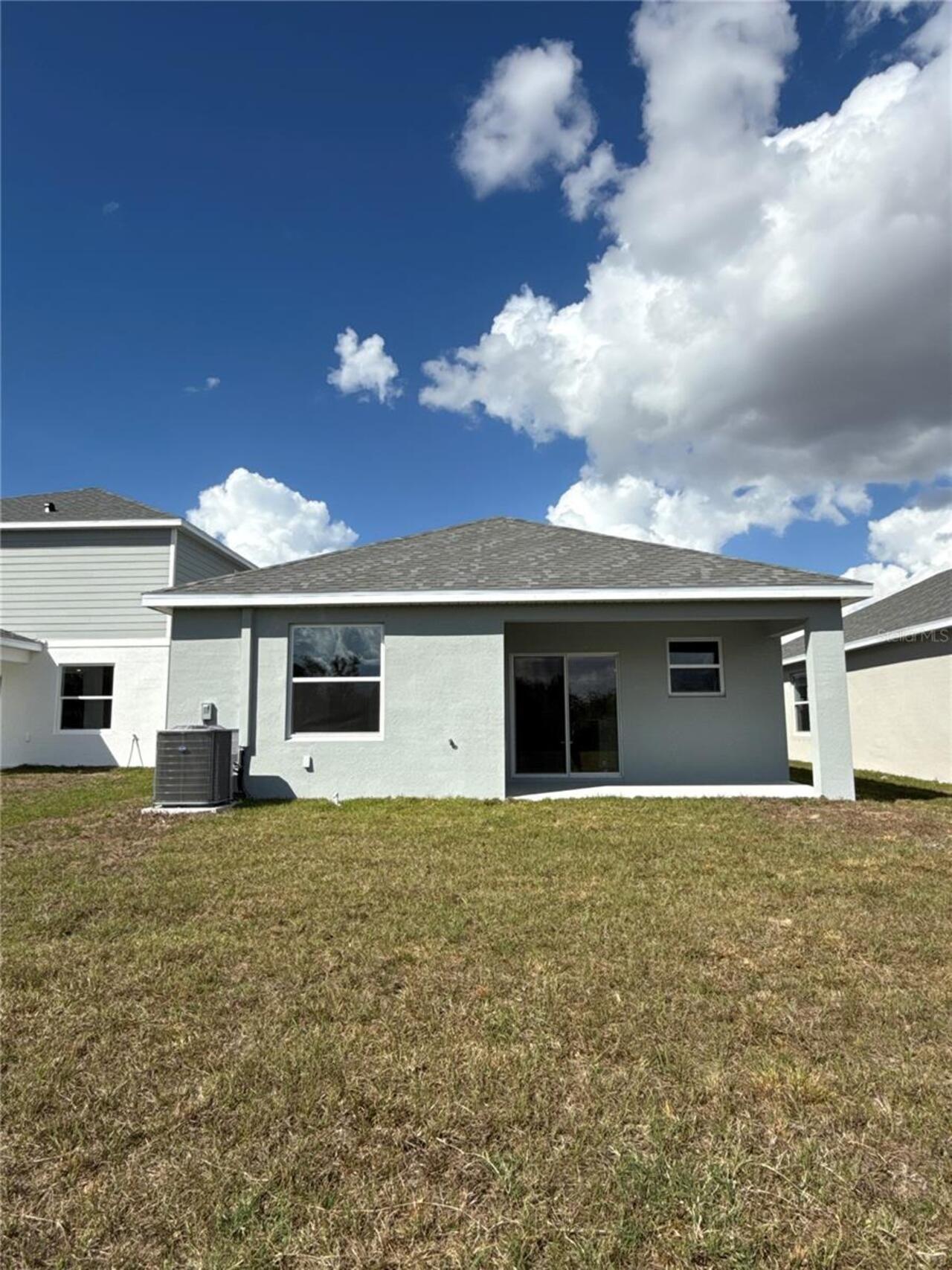 Listing Photo 8
