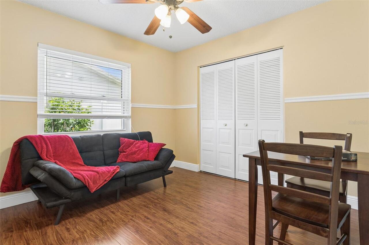 Listing Photo 12